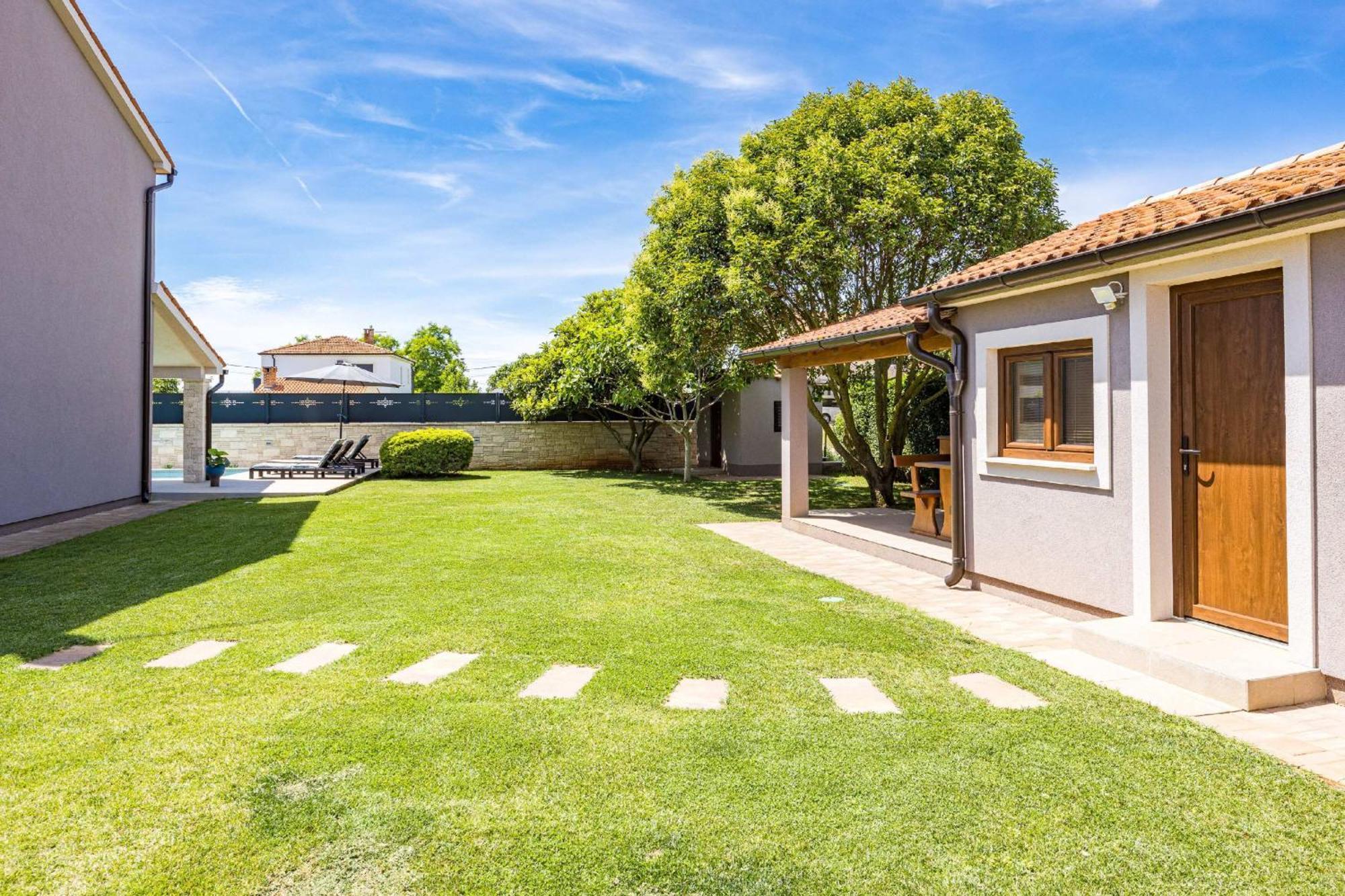 Villa Roma Near Pula For 6 People With Private Pool Jadreški Exterior foto